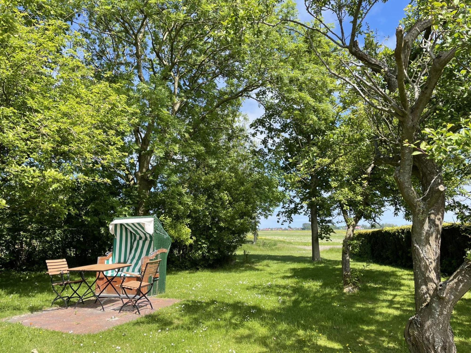 Ferienwohnung Gulfhof Butendiek - Luett Stuuv Neuharlingersiel Exterior foto